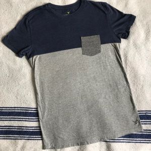 American Eagle | Navy and Gray Color Block Tee